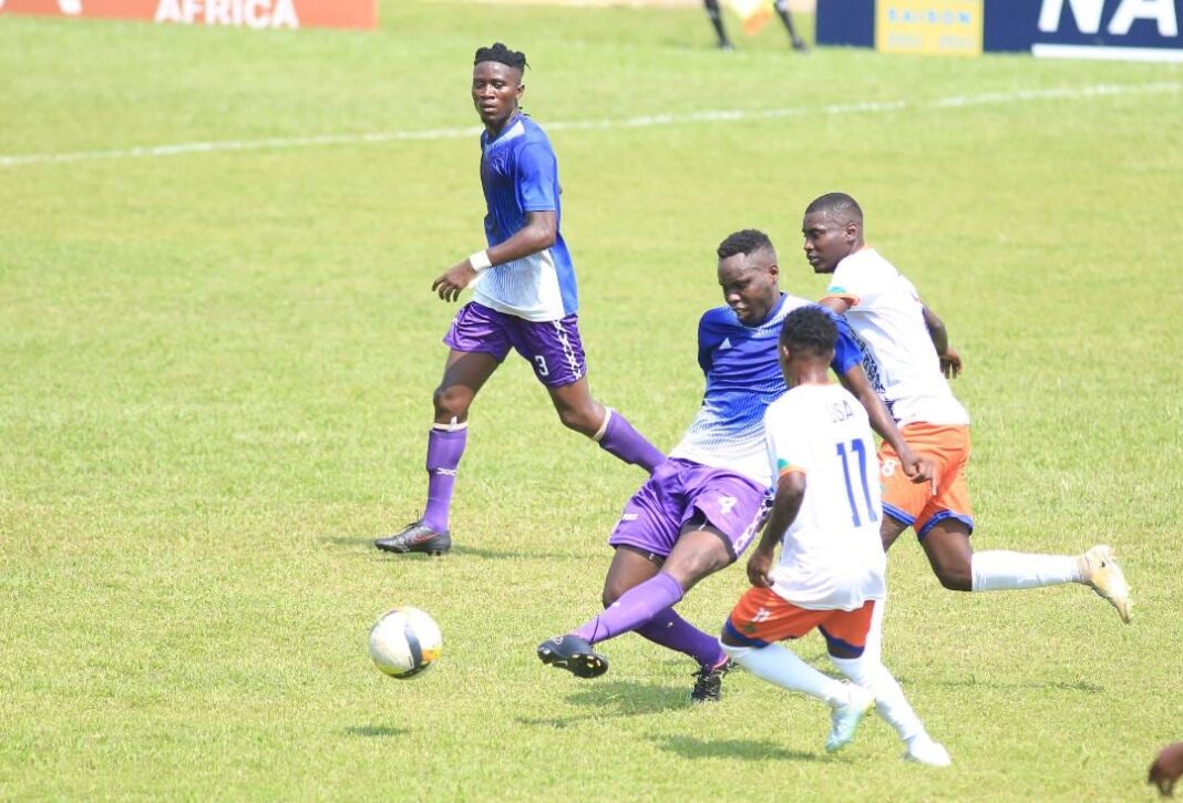 Incertitude sur la reprise du championnat national : les attentes atteignent un point critique