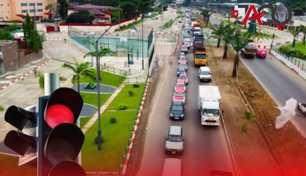Libreville : Les feux tricolores d’Acae, un obstacle à la circulation fluide