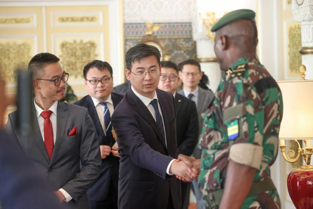 Le Chef de l’État s’entretient avec le PDG de la banque UBA