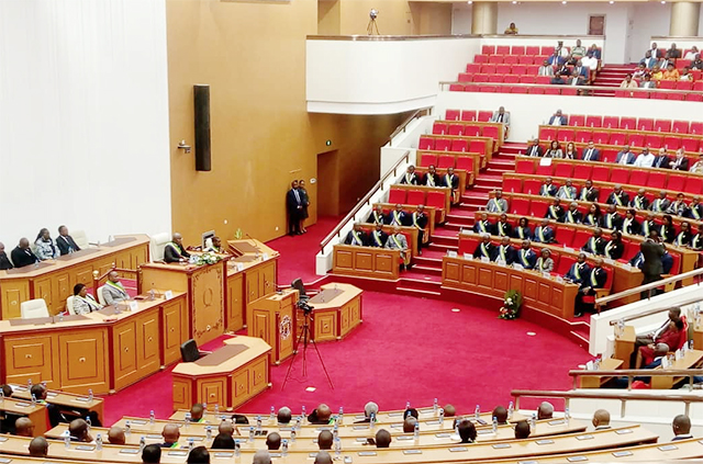 Gabon : ouverture de la session des lois de l’Assemblée nationale de transition