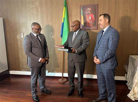 Crise énergétique au Gabon : un contrat de 1,8 milliard FCFA par mois pour stabiliser le réseau