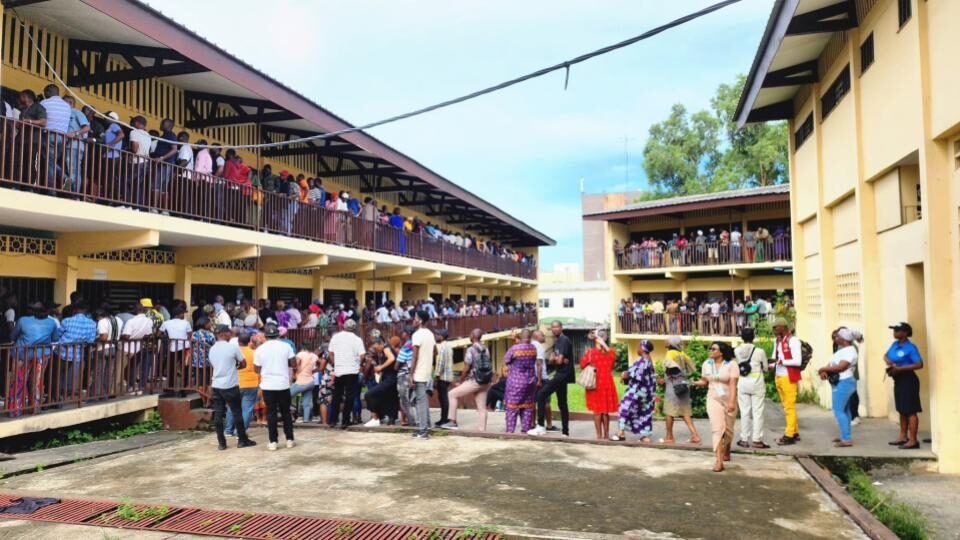 Gabon : les élections législatives et locales fixées aux 27 septembre et 11 octobre 2025