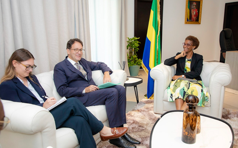 Coopération bilatérale : la France réaffirme son soutien à la relance économique du Gabon.