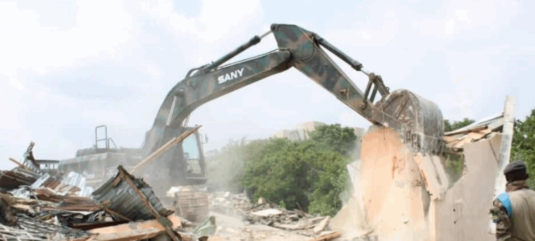 Déguerpissements à Libreville : incompréhension et colère dans les quartiers ciblés