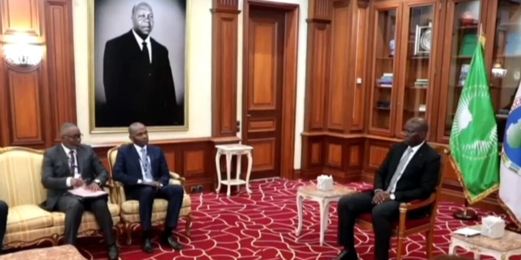 Approvisionnement en eau et électricité : le Chef de l’État exige des résultats concrets